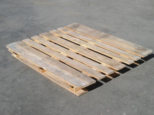 Palets de madera 130 x 110 cm