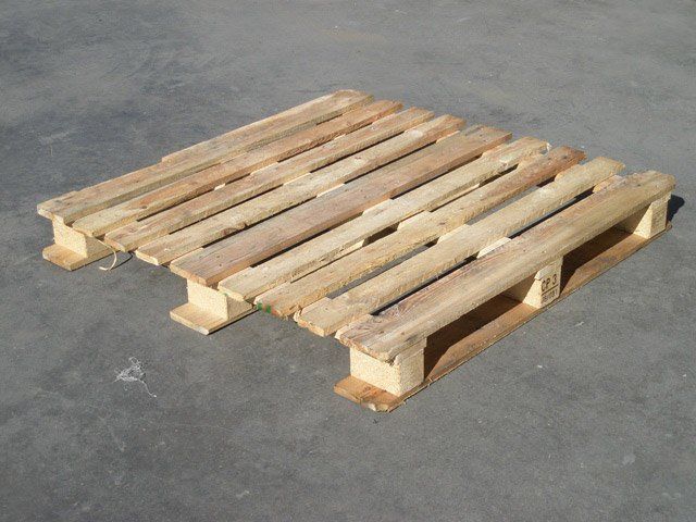 Palets de madera 114 x 114 cm